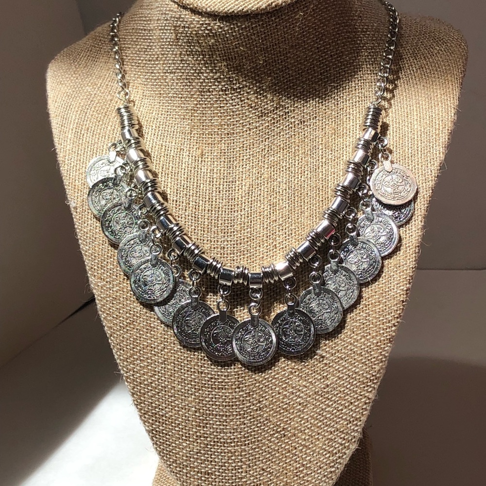 ๐บ๐ธSALE๐บ๐ธ Tibetan Silver Coin Necklace - Picture 3 of 5